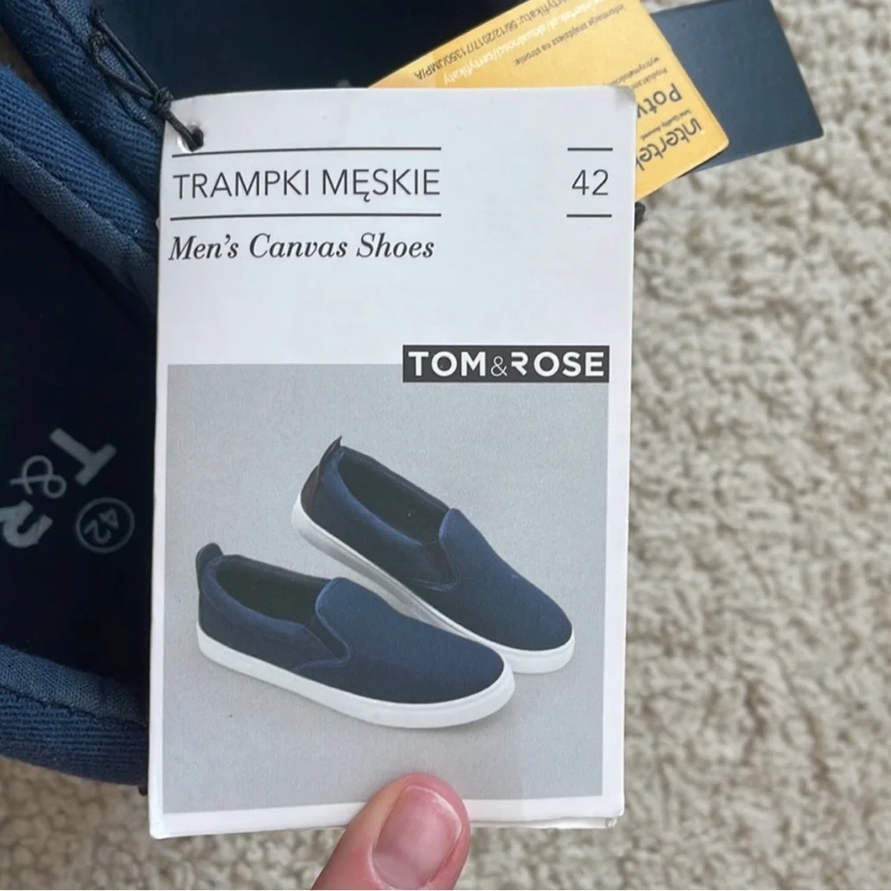 Men’s canvas shoes - Picture 7 of 11